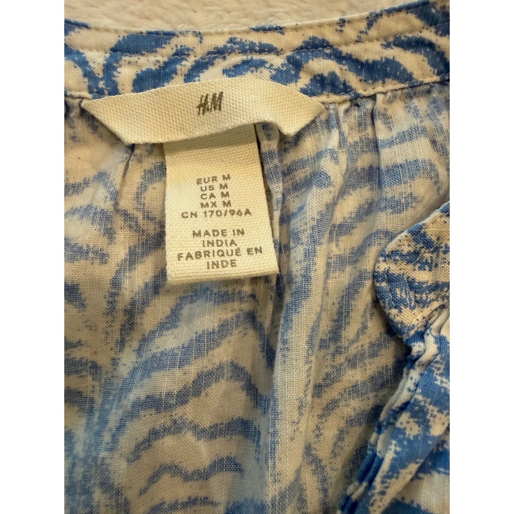 H&M Blue White Abstract Wave Print Sleeveless Blouse V-Neck Top Medium - Picture 5 of 5